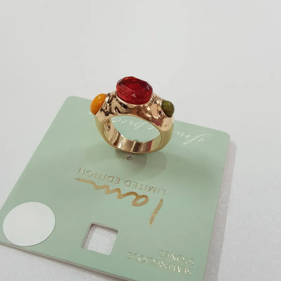 انگشتر طلایی نگین رنگی