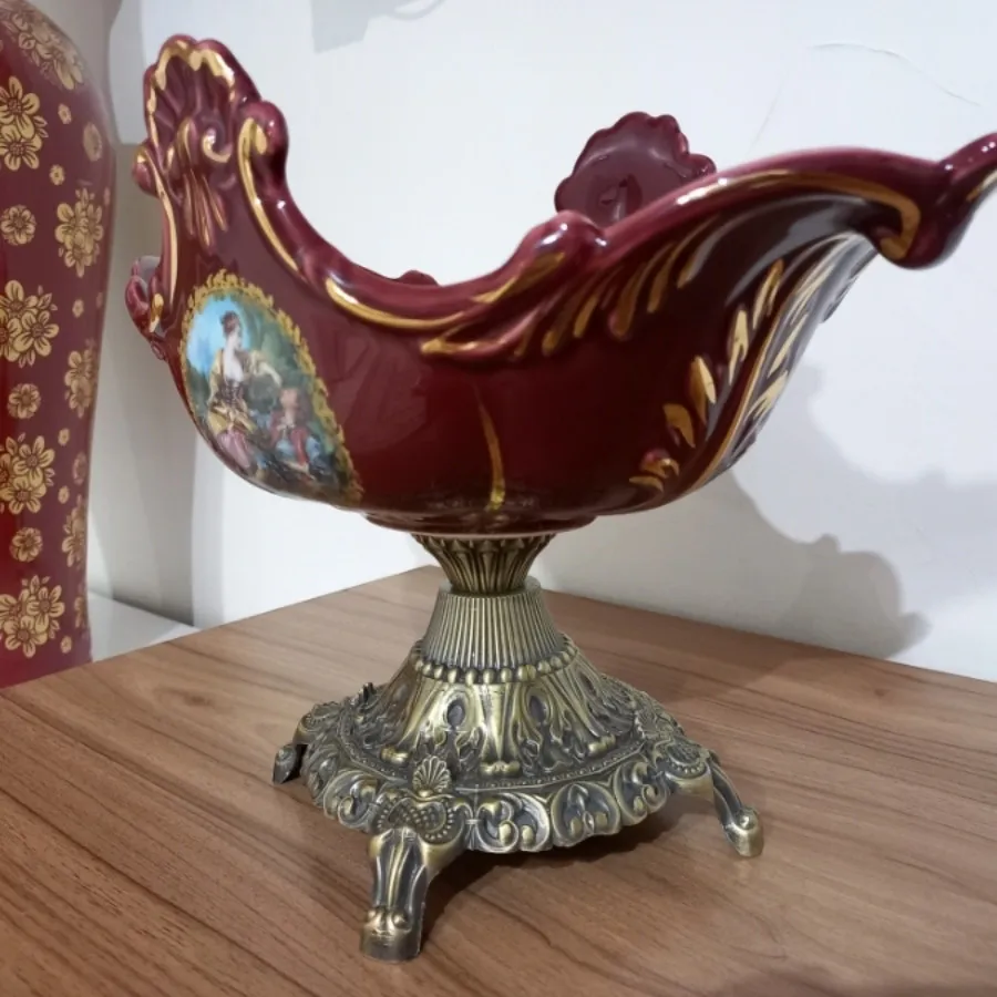 شکلات خوری یا میوه خوری