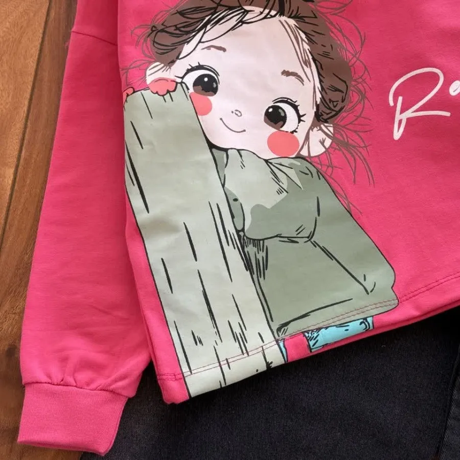 کراپ و شلوار بیرونی دخترا