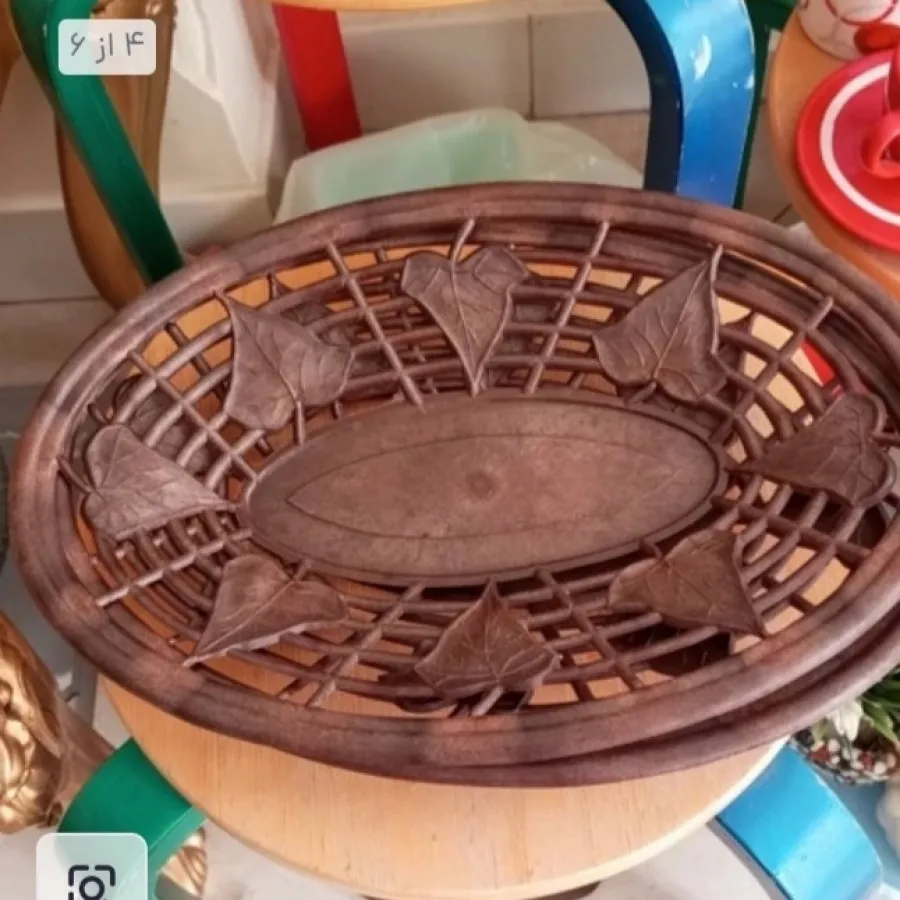 دو سبد نان و سبزی آکبند