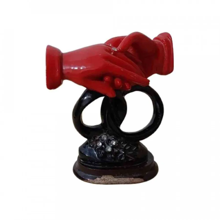 تندیس مجسمه دست عاشق عشق