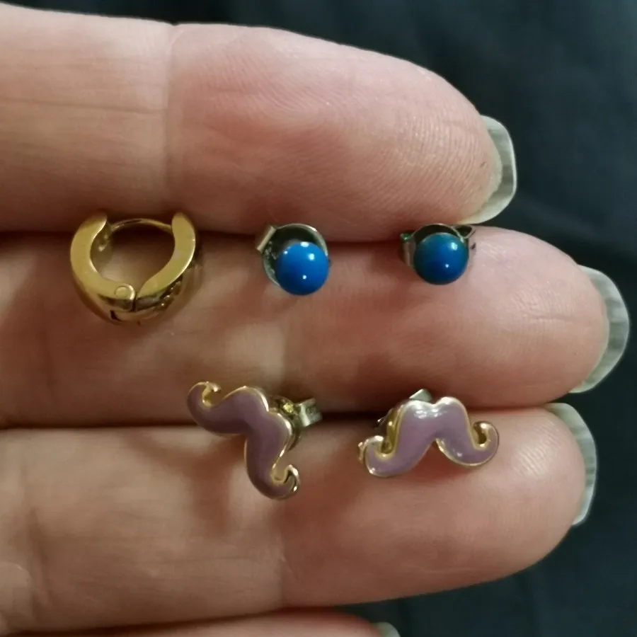 گردنبند فیروزه ای و..