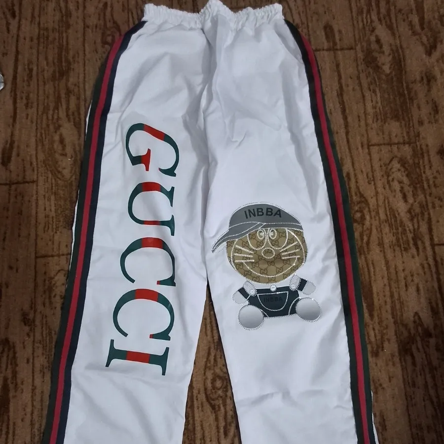 تیشرت و شلوار