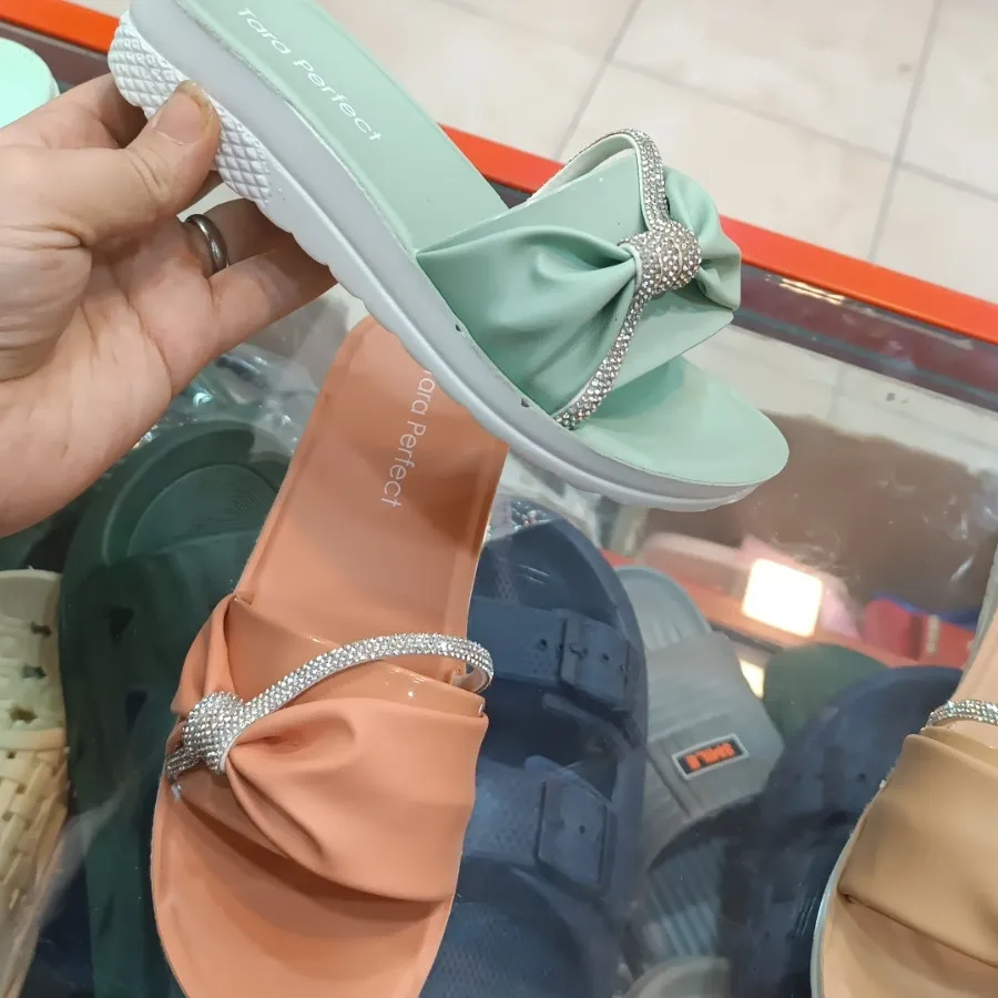 دمپایی طبی دخترانه