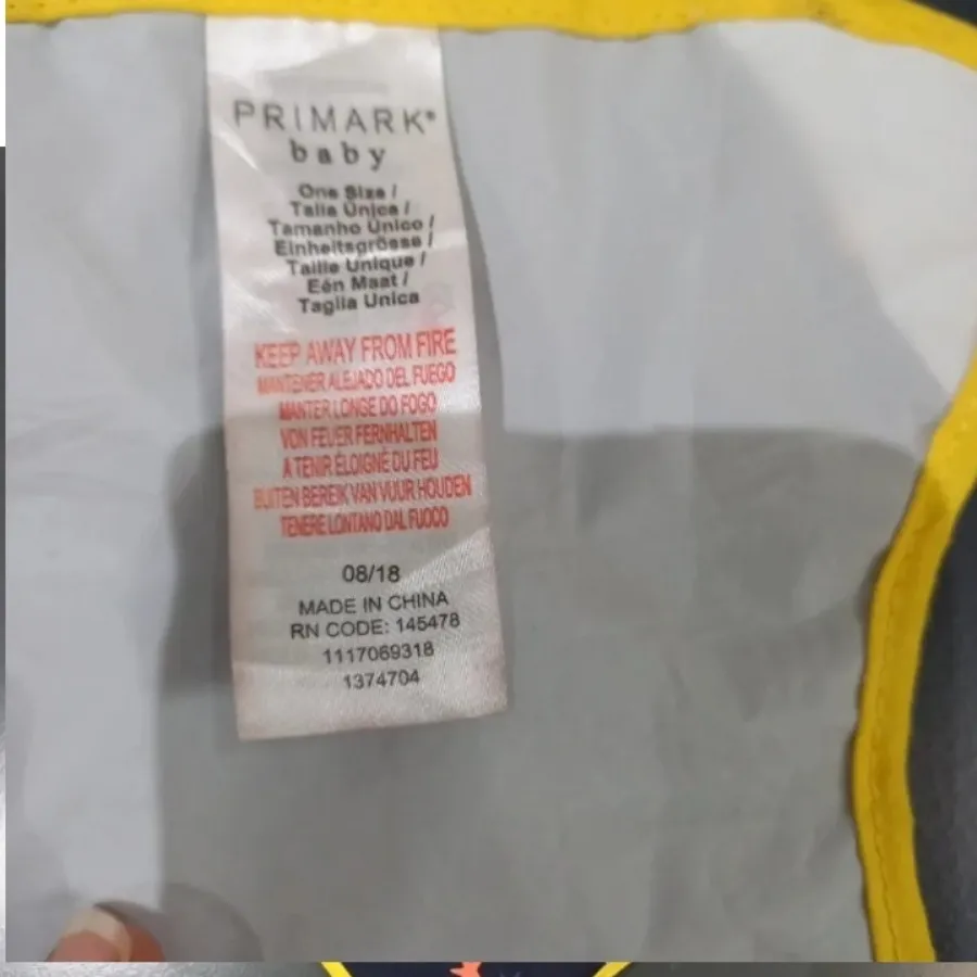 پیشبند نوزاد