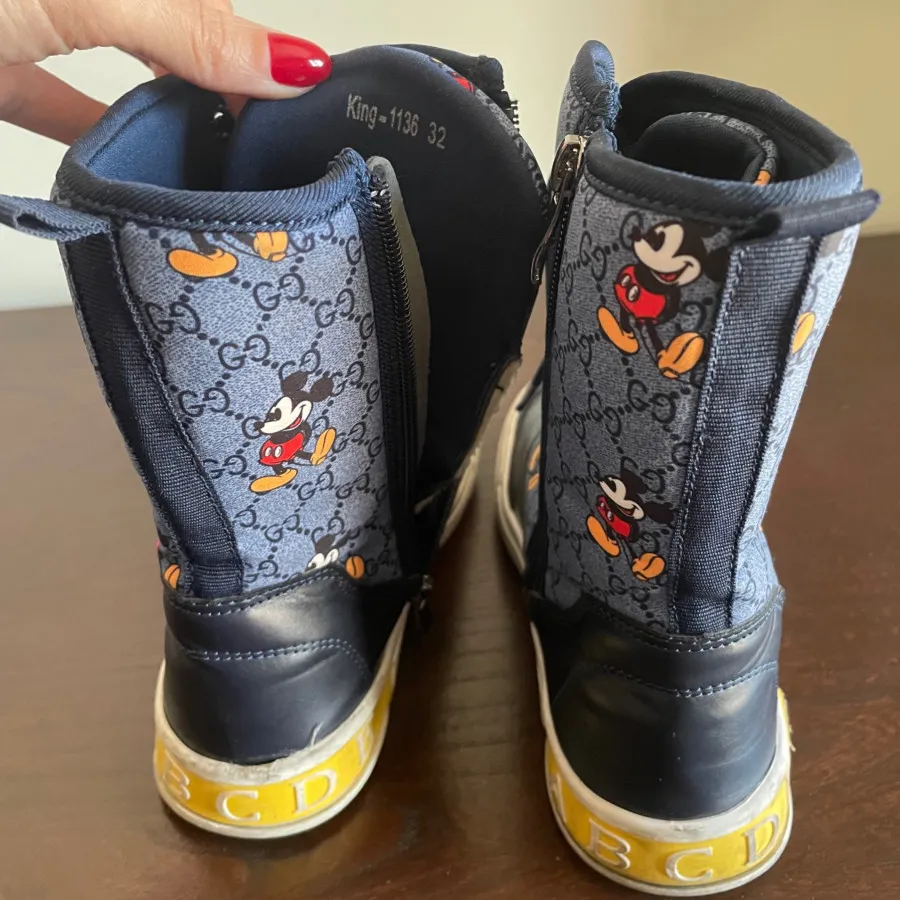 پوتین بچگانه میکی موس