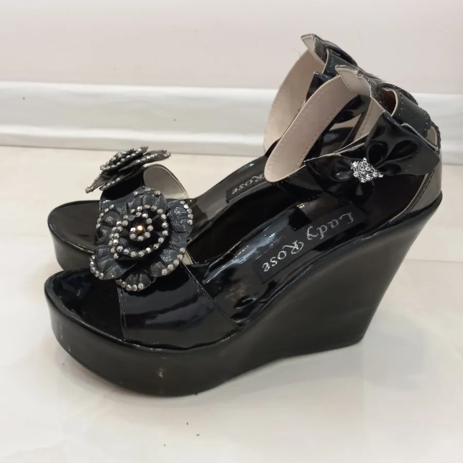 صندل مشکی سایز 40