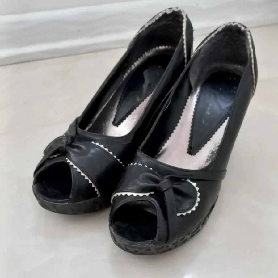 صندل لژ دار زنانه سایز 39