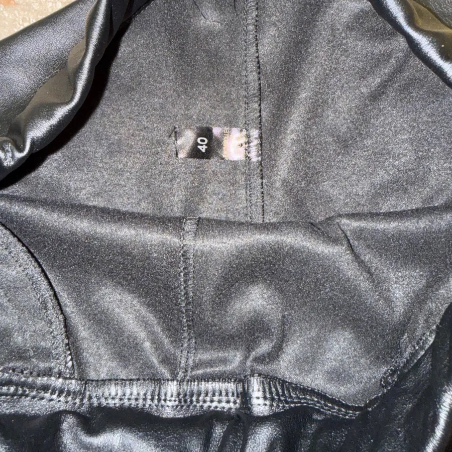 لگ شلوار چرم