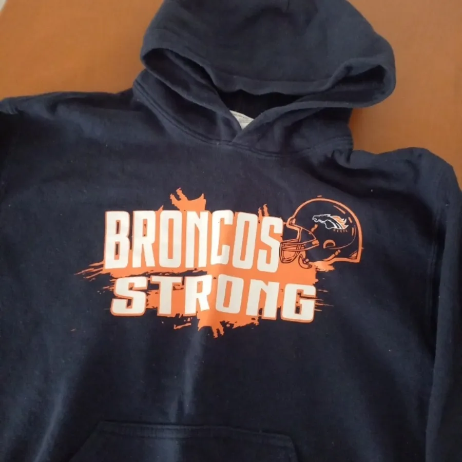 هودی کلاهدار