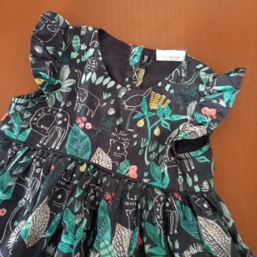 پیراهن دخترانه