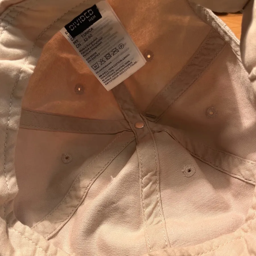 کلاه اچ اند ام