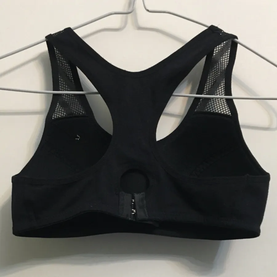 نیم تنه پشت قهرمانی