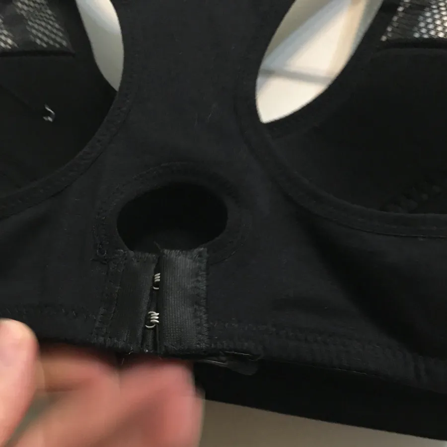 نیم تنه پشت قهرمانی