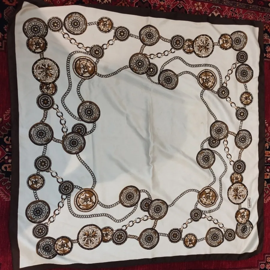 روسری نقره کوب زیبا