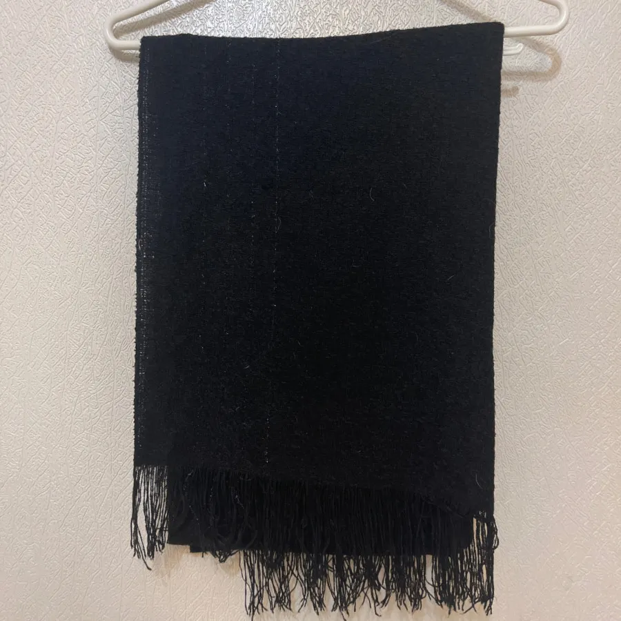 شال ضخیم مشکی
