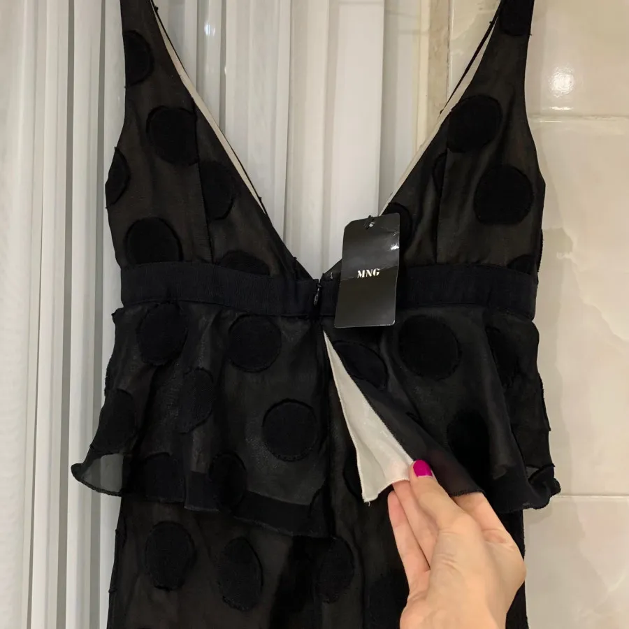 پیراهن منگو