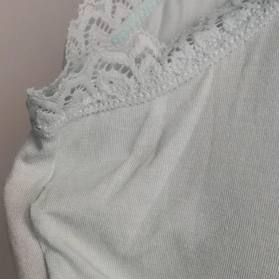 نیمتنه پنتی