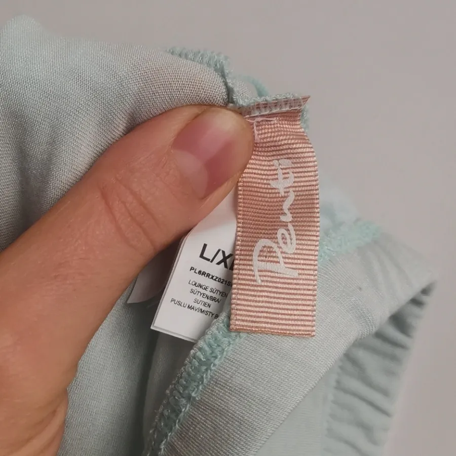 نیمتنه پنتی