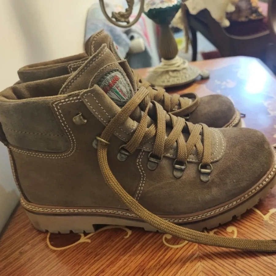 نیم بوت خارجی