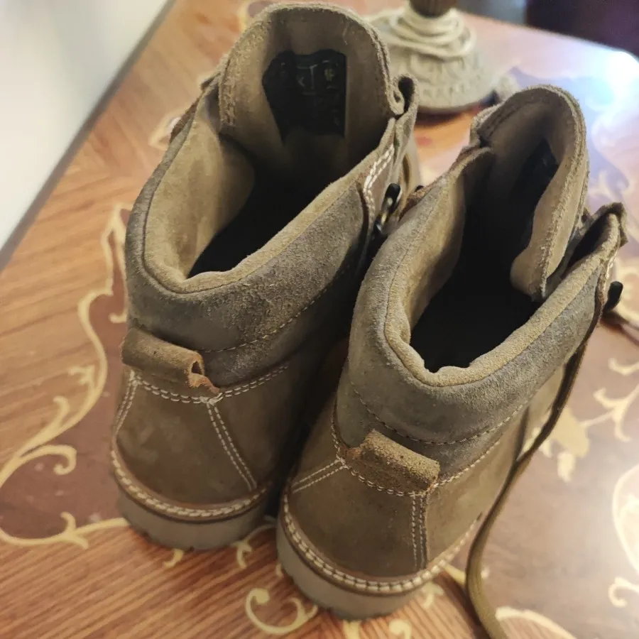 نیم بوت خارجی