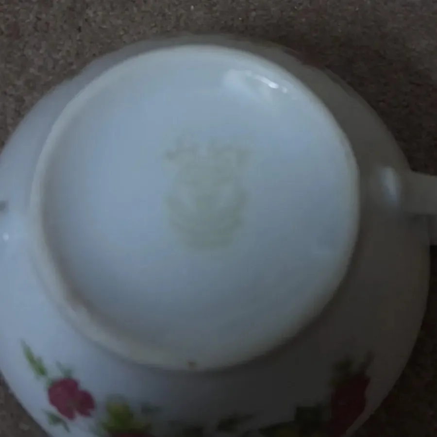 قندان گل سرخی قدیمی