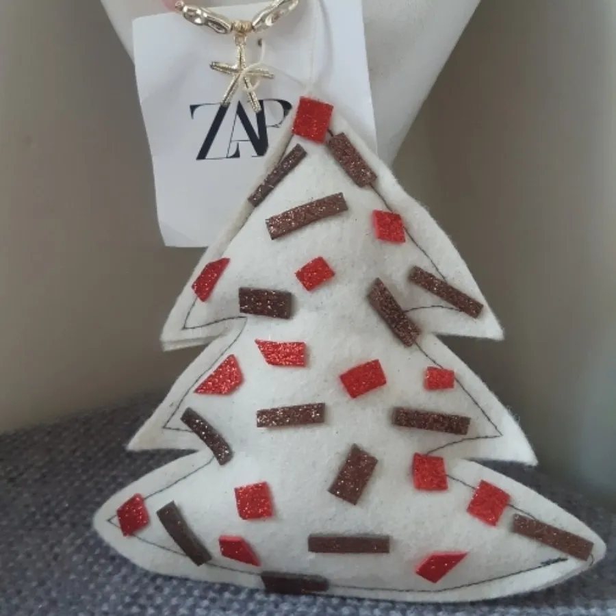 آویز کاج 4 عددی