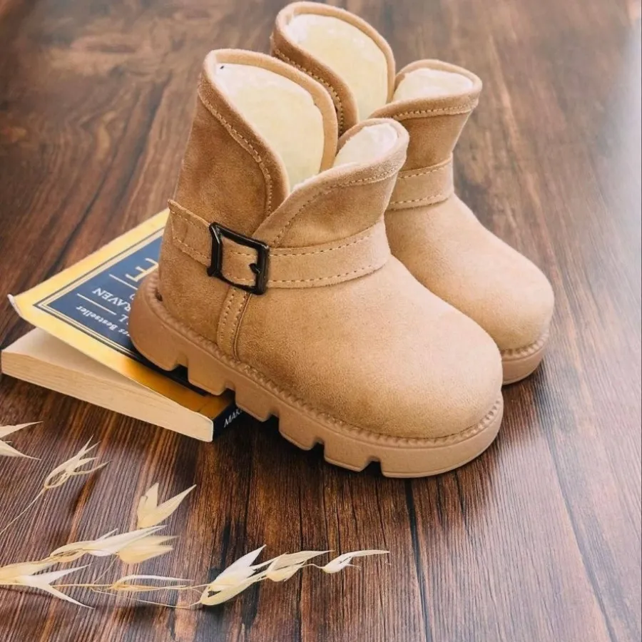 بوت داخل دختر پسر