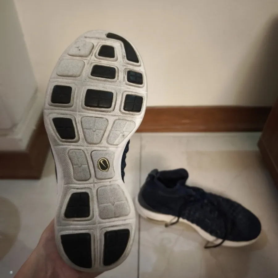 کفش کتونی Nike اصل