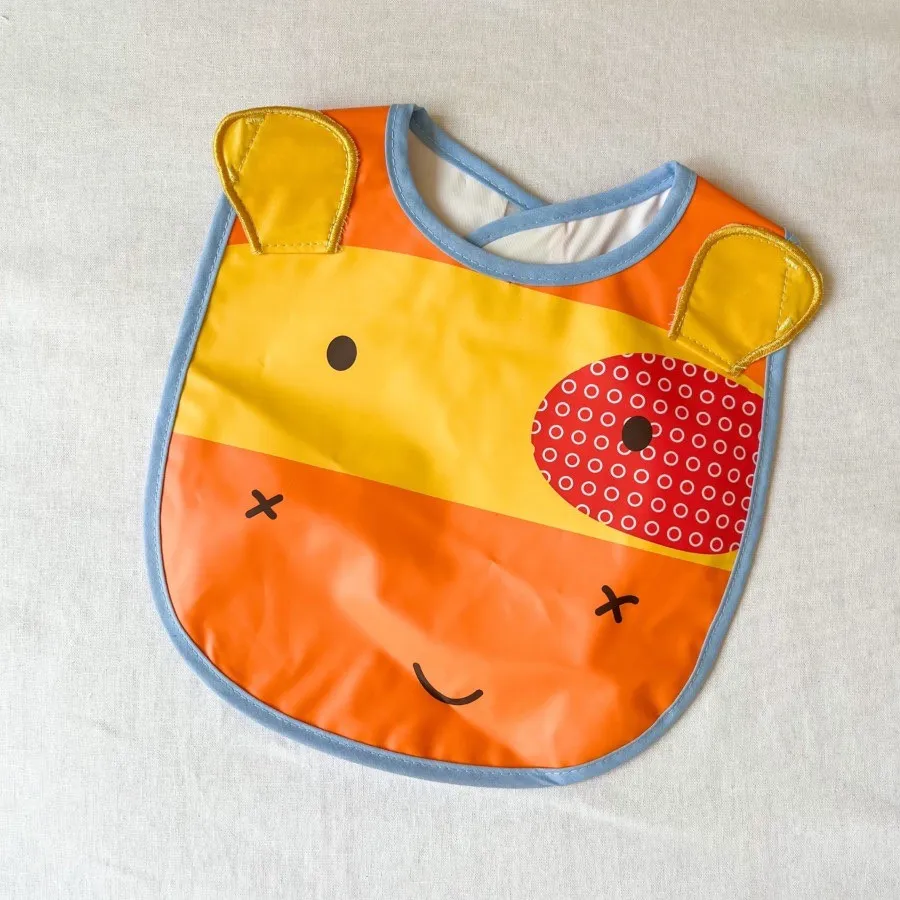 پیشبند نوزادی