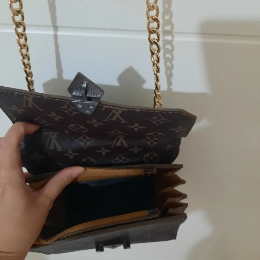 کیف لویزویتون قهوه ای