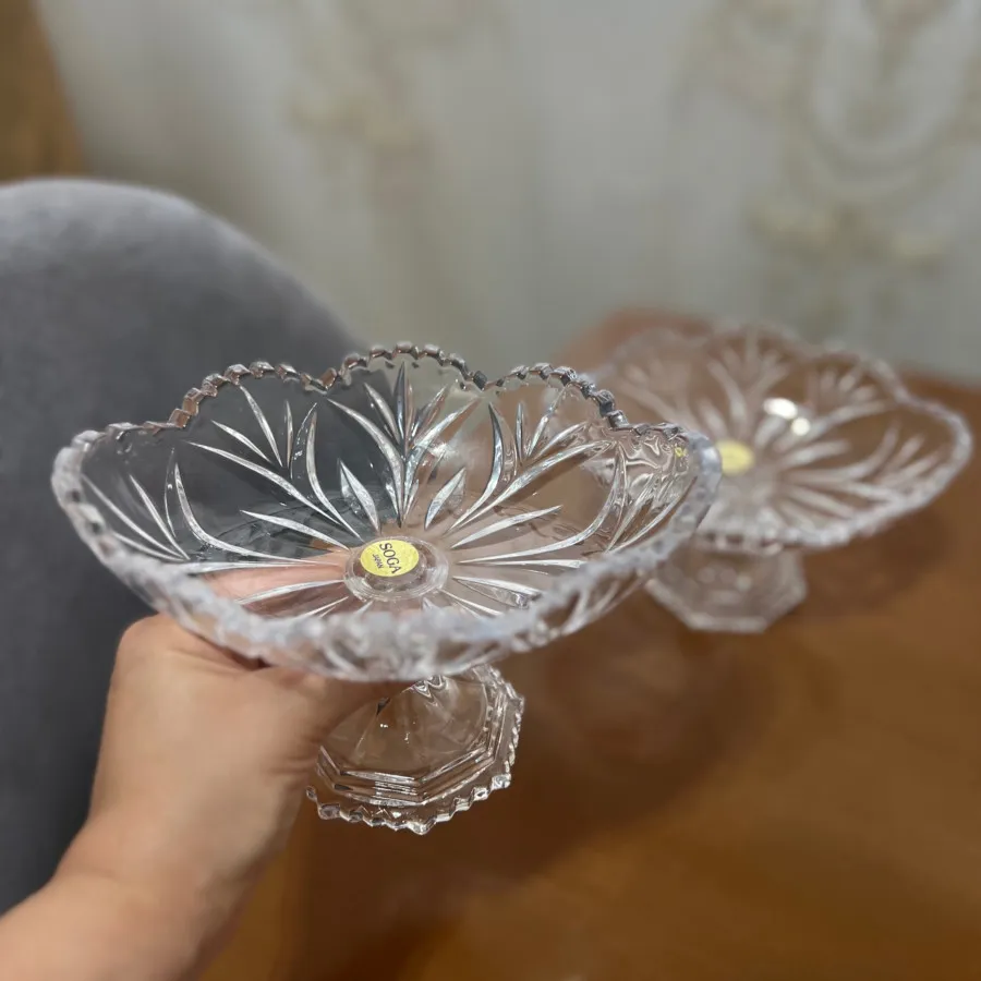 شکلات خوری/خرما خوری