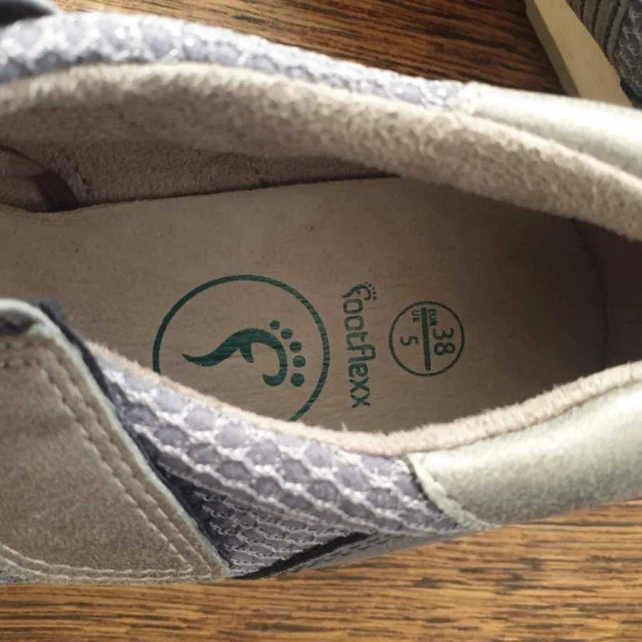 کفش طبی آلمانی