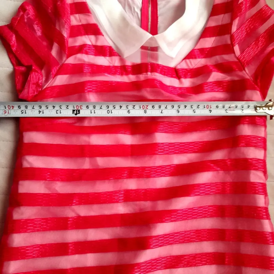 پیراهن دخترانه