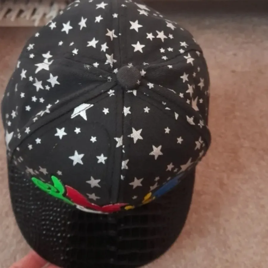 کلاه بچگانه