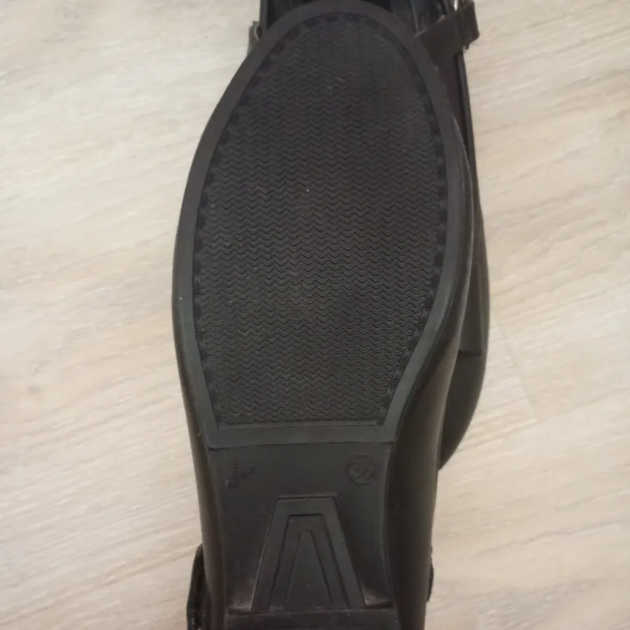 کفش دخترونه