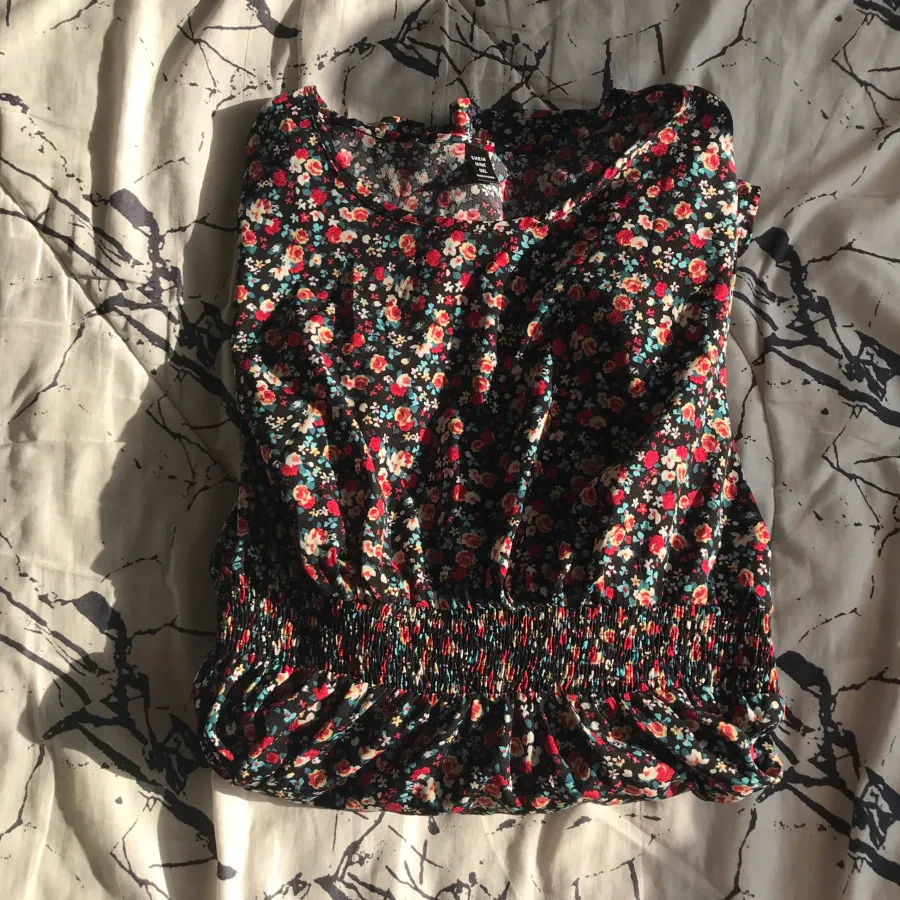 پیراهن فلوال