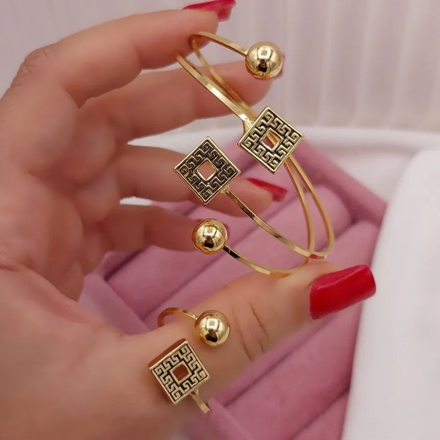 ست دستبند و انگشتر