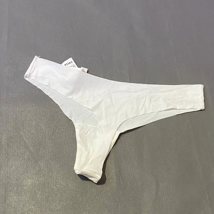 5 عدد شورت اورجینال لفتین