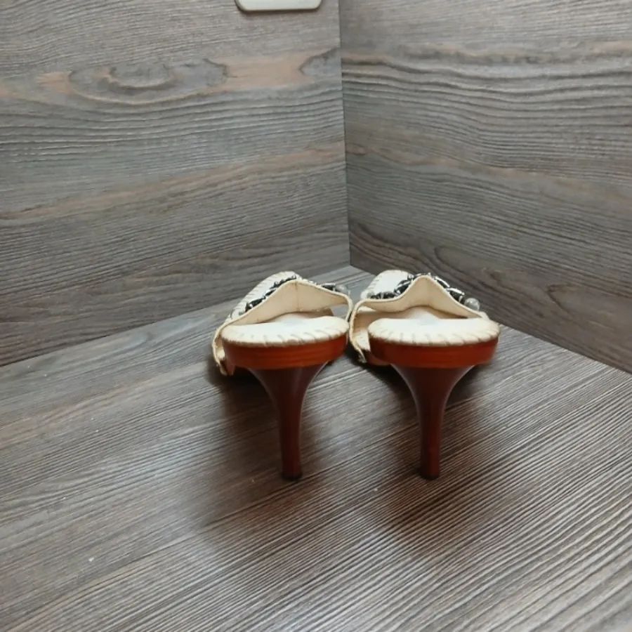 دمپایی منگو