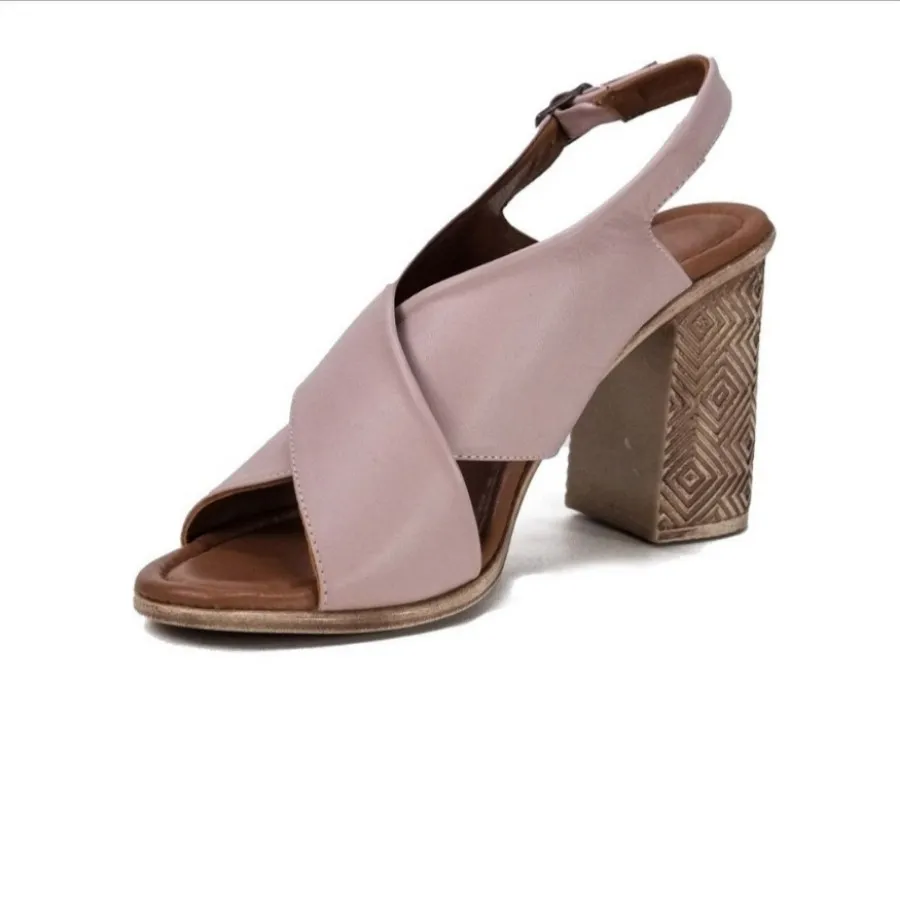 صندل چرم صورتی ترک سایز38