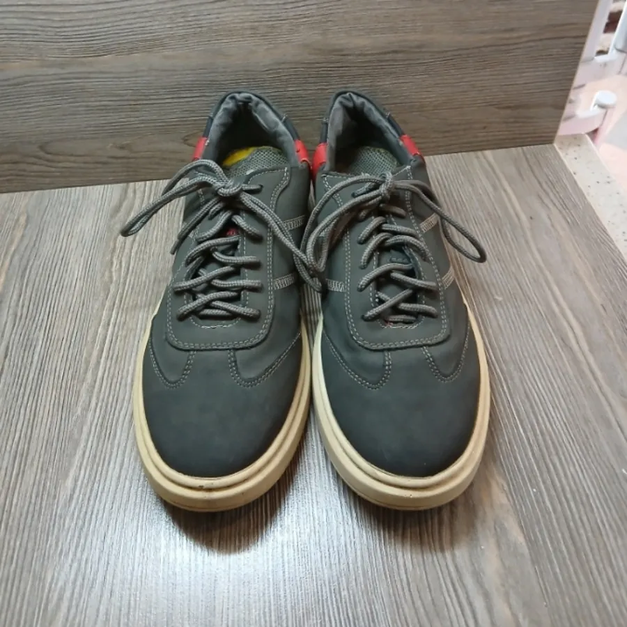 کتونی پسرانه