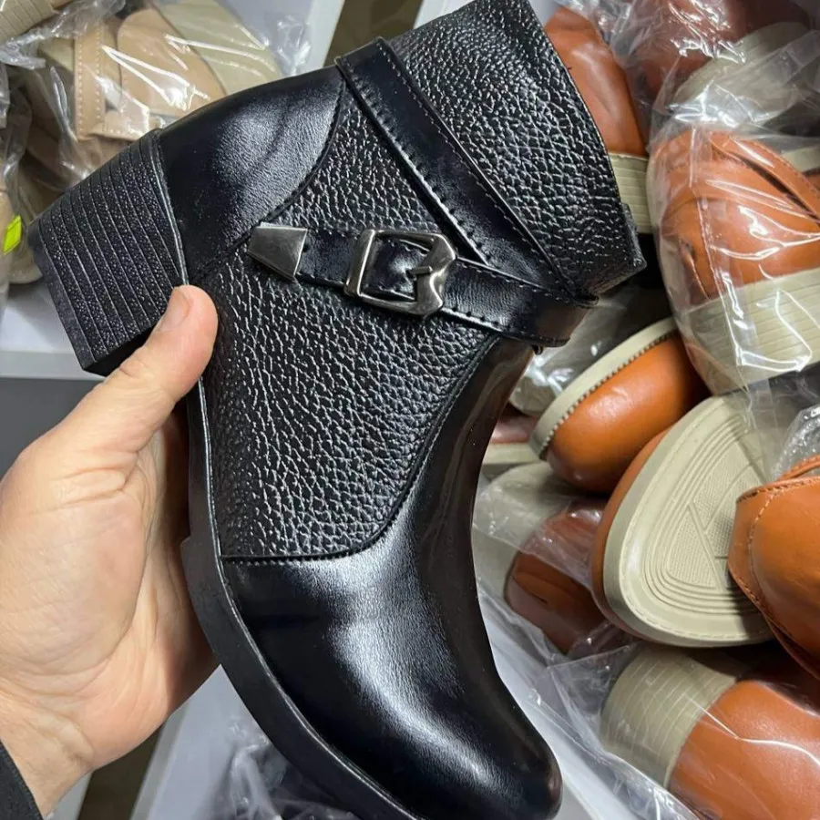 نیم بوت باوان