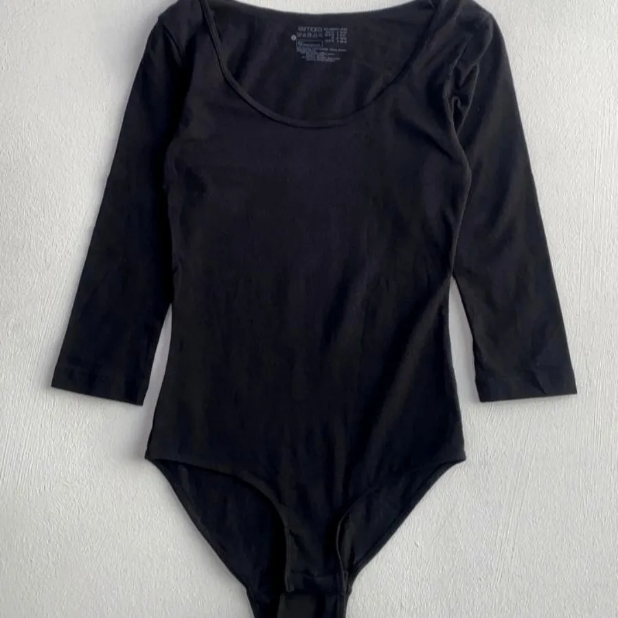 بادی مشکی وارداتی