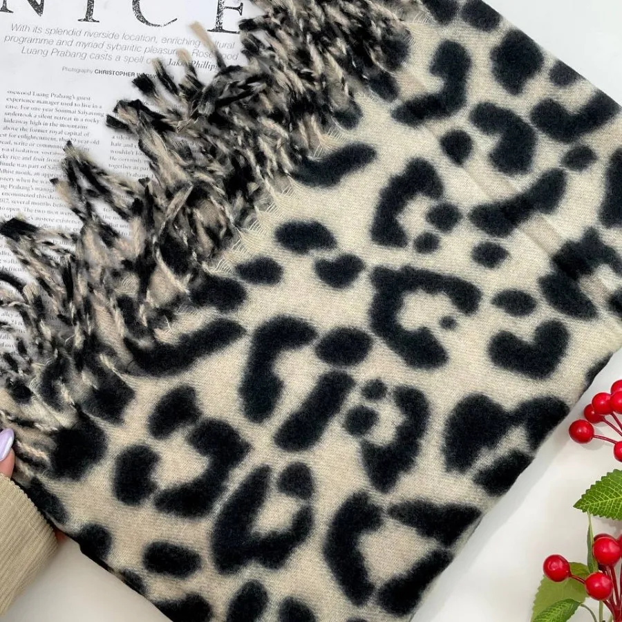 شال موهر پلنگی