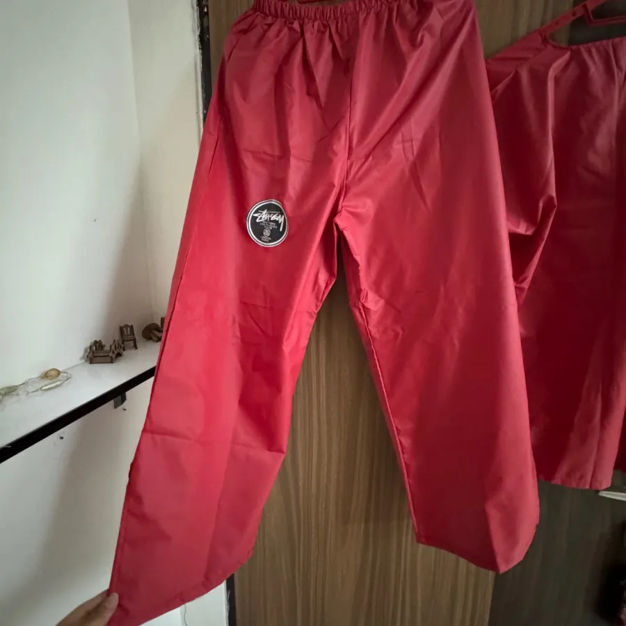 ست بارانی ضد اب قرمز