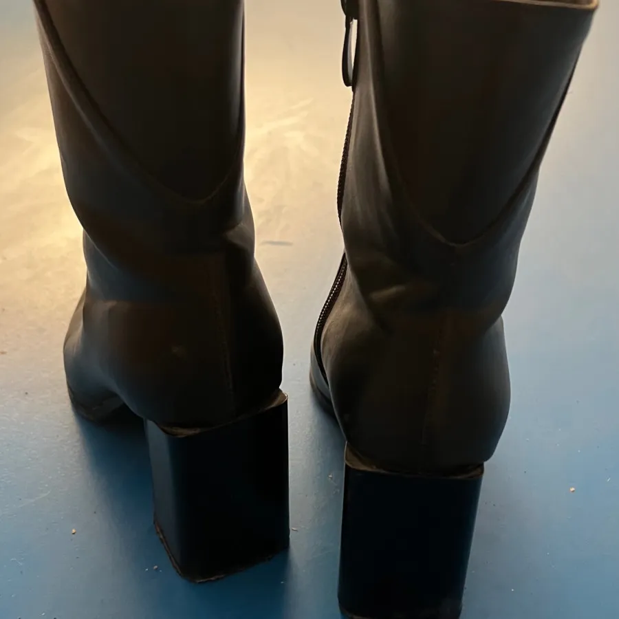 پوتین نیم بوت سایز 37-38