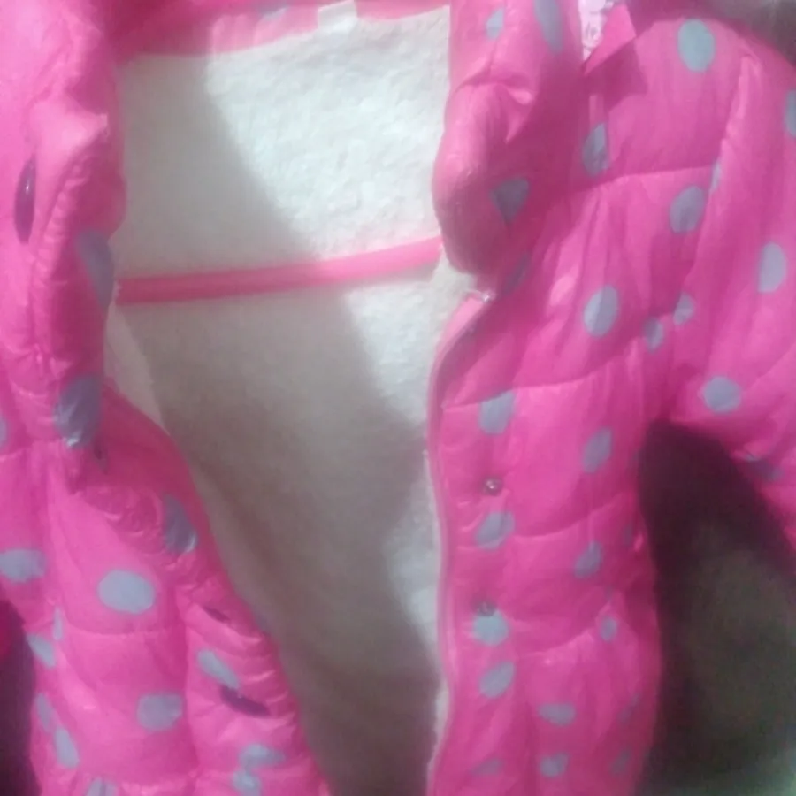 کاپشن صورتی