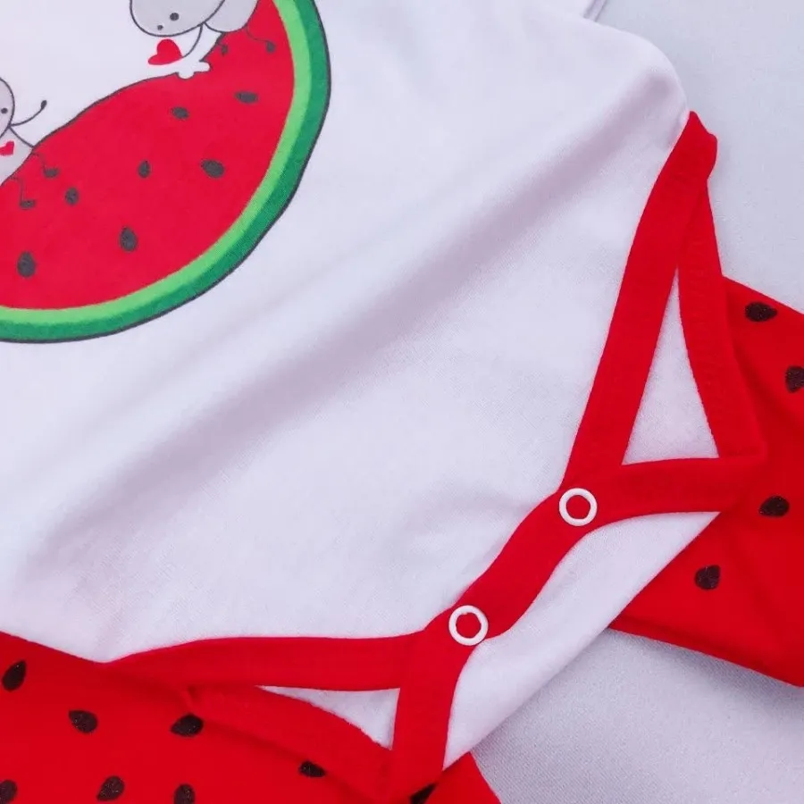 سه تیکه ی یلدایی هندوانه