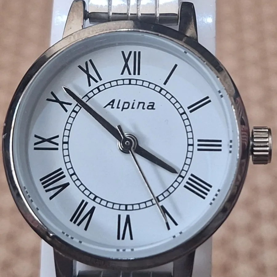 ساعت مچی زنانه آلپینا